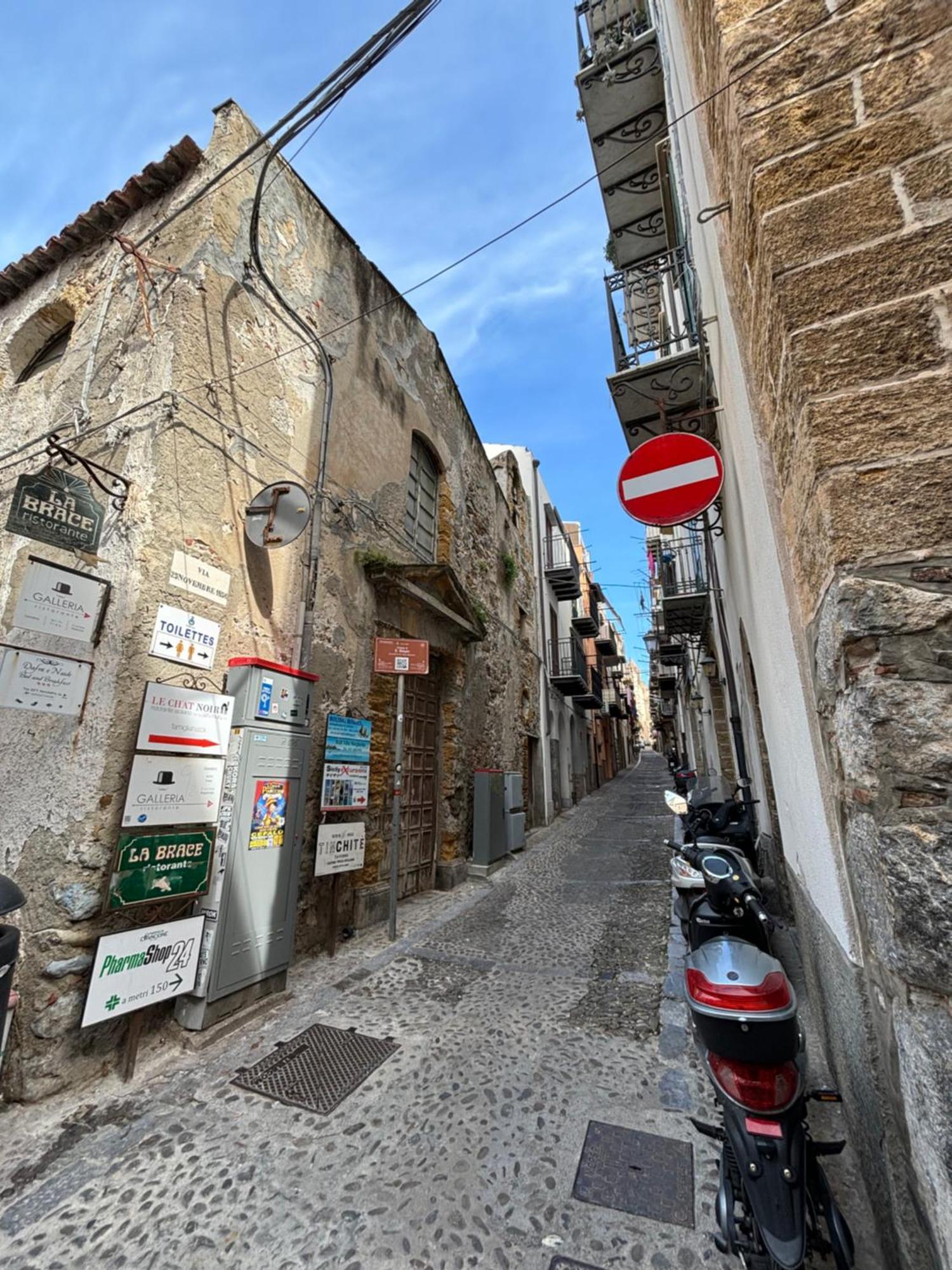 November House Cefalù Buitenkant foto